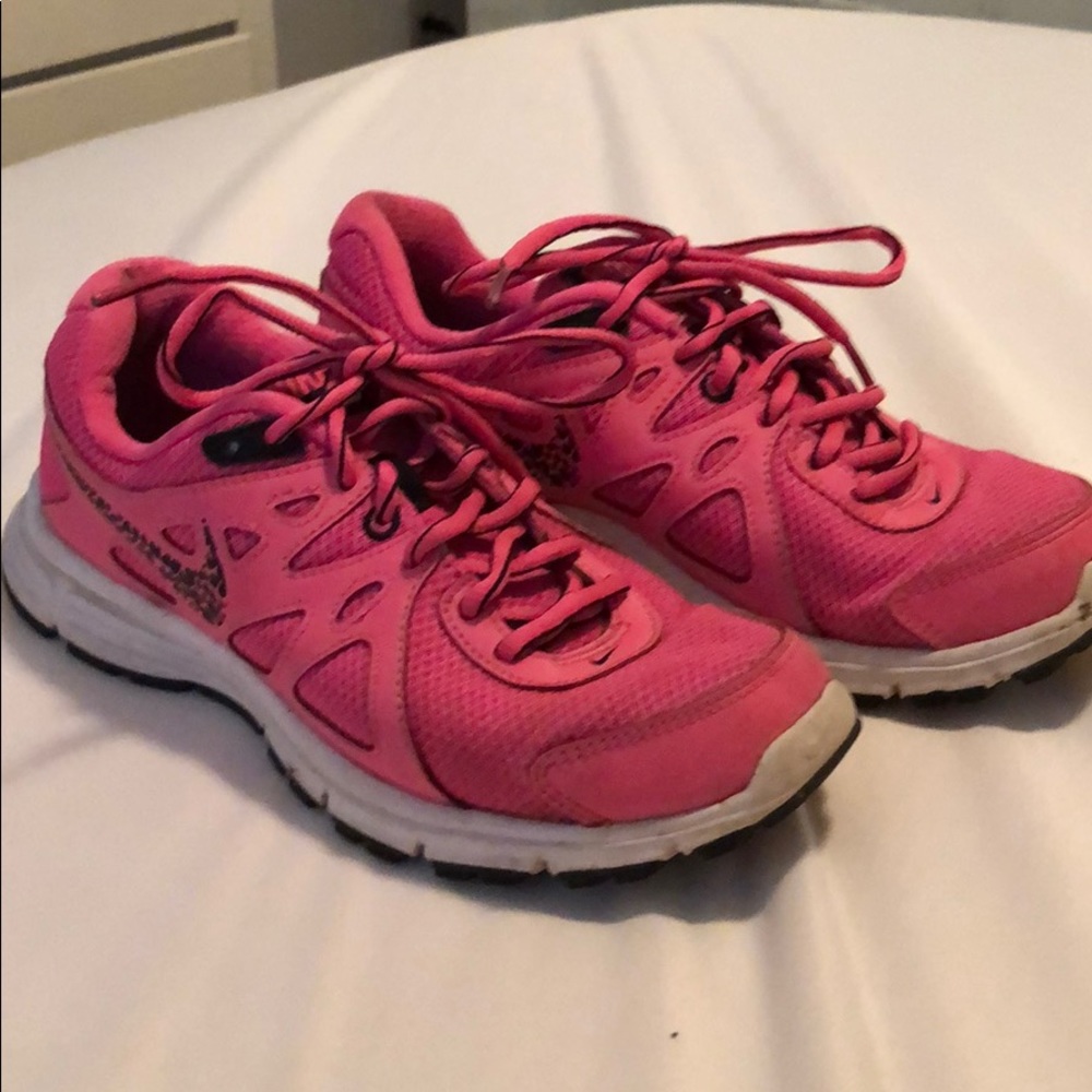 Pink Nike Revolution 2